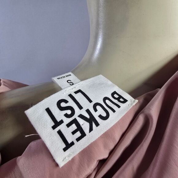 BUCKETLIST Smalk Pink Quilted Ruffle Vest R10 - Picture 4 of 4